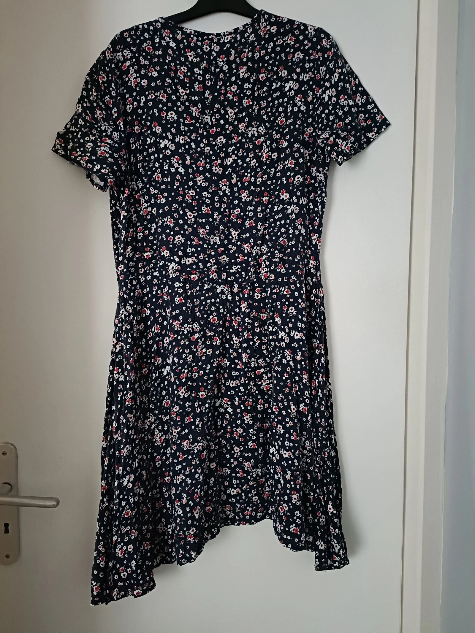🌸 Adorable vestido fluido asimétrico con flores -40 🌸 – photo 2
